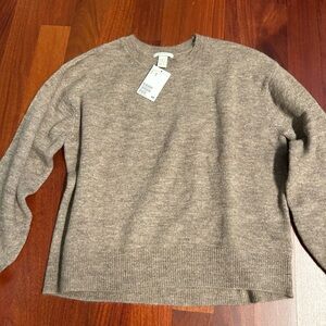 H&M Womens Tan Crewneck Sweater
